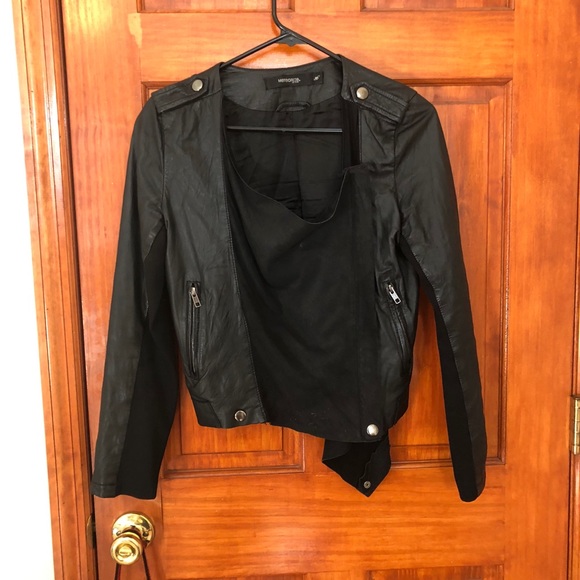 Beautiful black waterfall style leather jacket - Picture 3 of 3